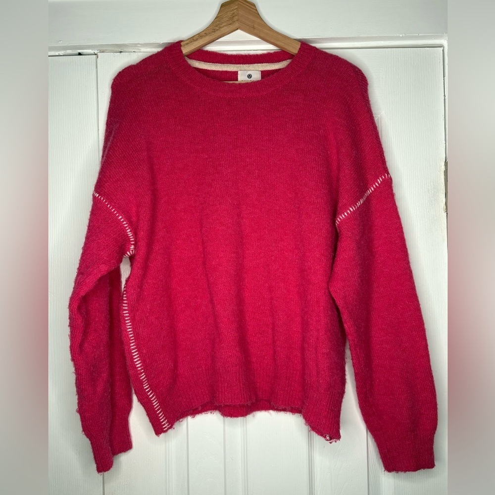 Sundry Bright Pink Sweater‎ Size Small Polyester Blend